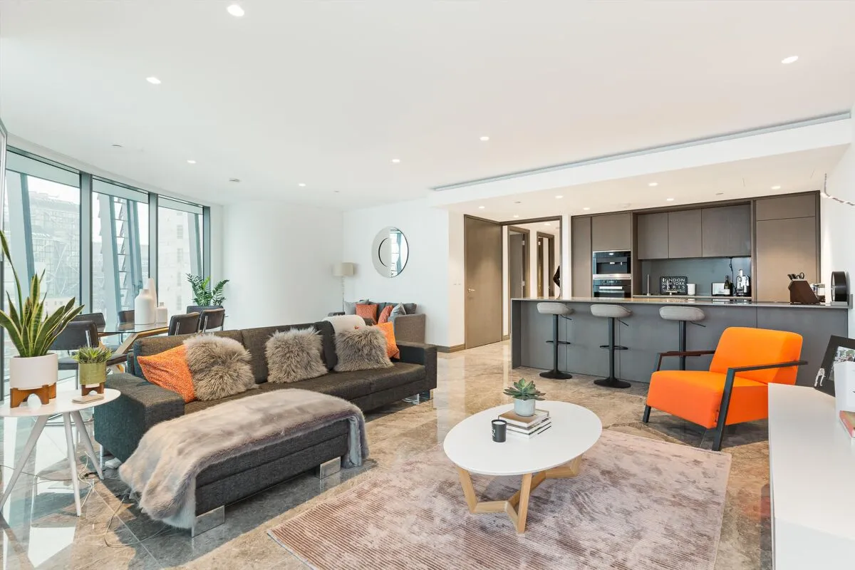 2 bed flat for sale, Blackfriars Road, London, SE1