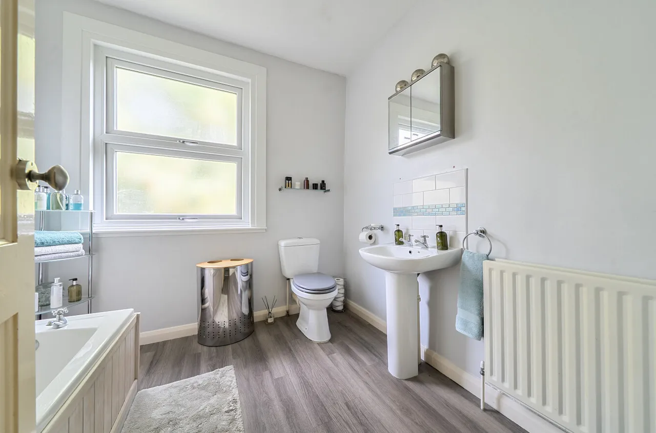 Cobham Terrace, Bean Road, DA9, photo 17