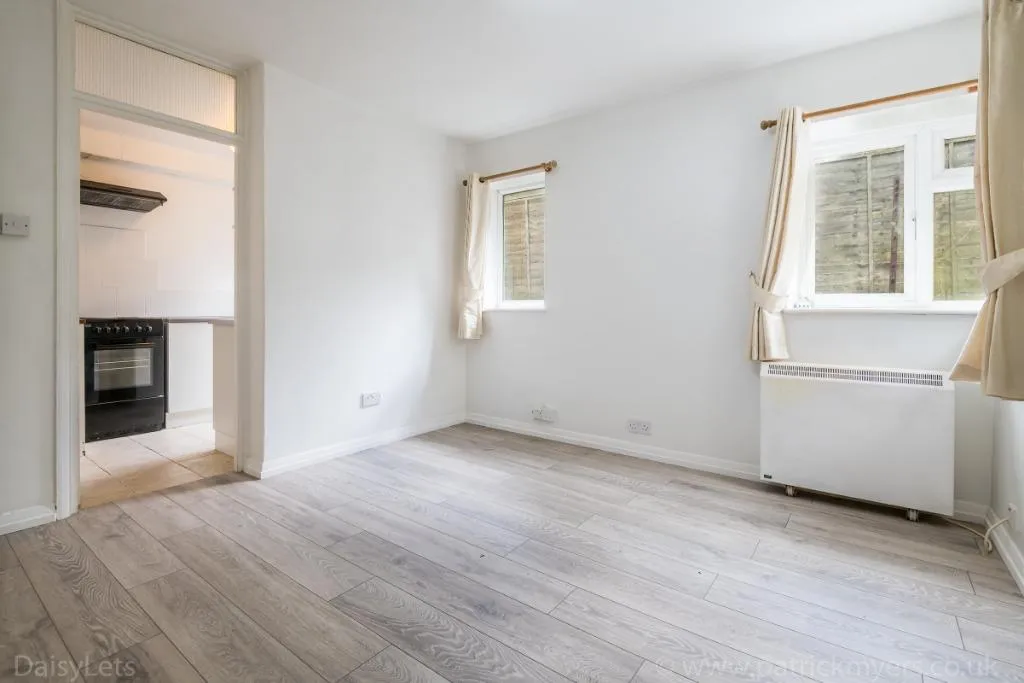1 bed flat to rent, Rye Hill Park, Nunhead, SE15
