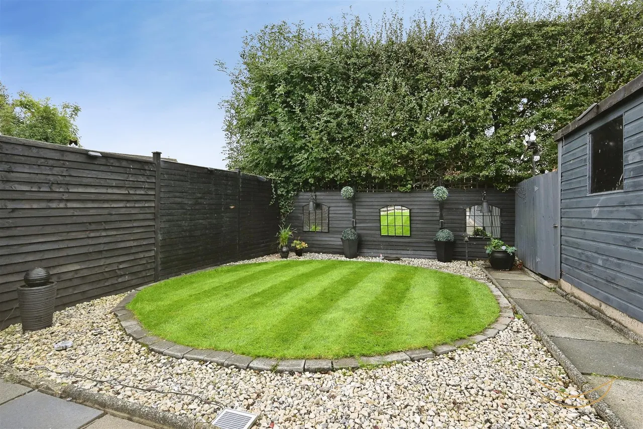Clare Heights, Ballyclare, BT39, photo 26