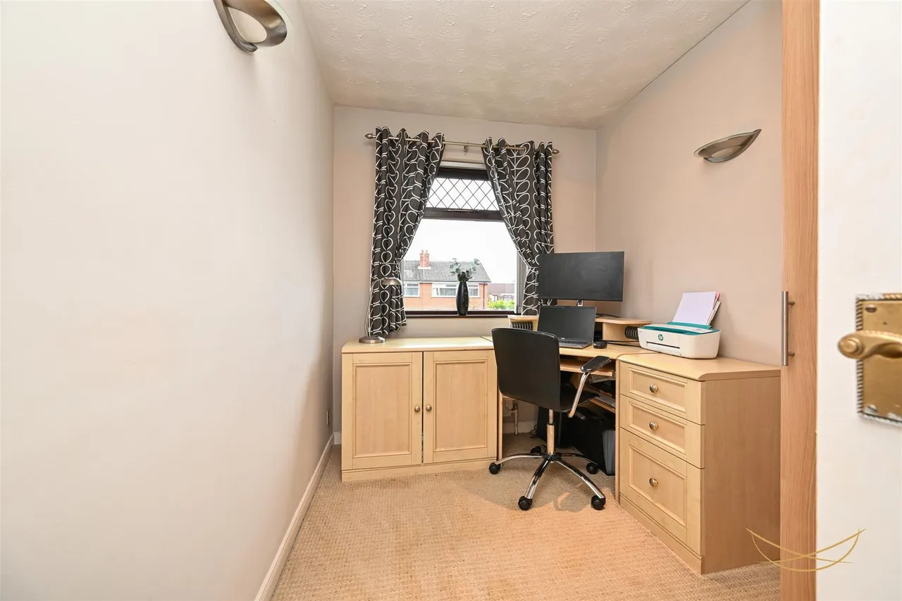 Clare Heights, Ballyclare, BT39, photo 25