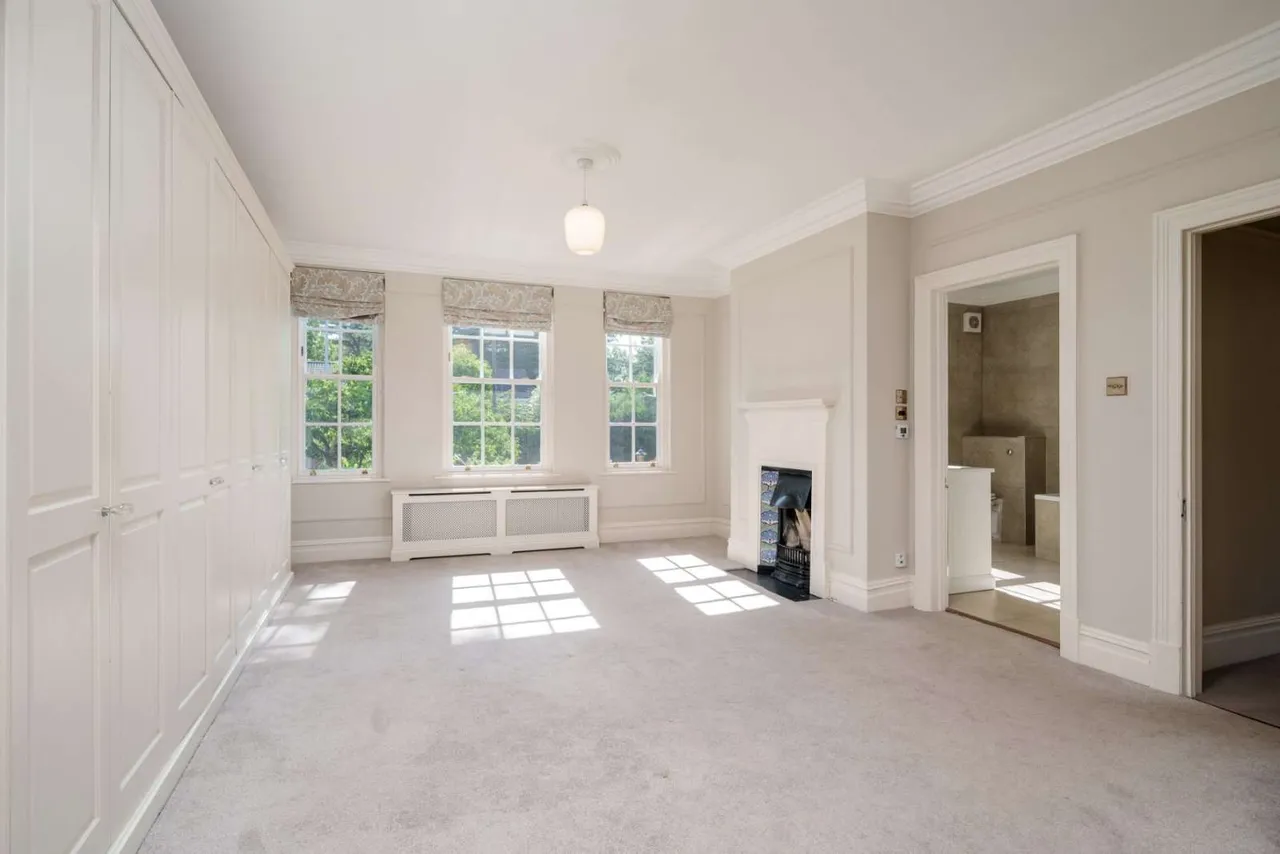 Kingston Hill, Kingston upon Thames, KT2 7LN, photo 10