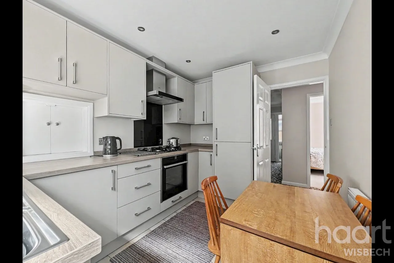 Arles Avenue, Wisbech, PE13, photo 9
