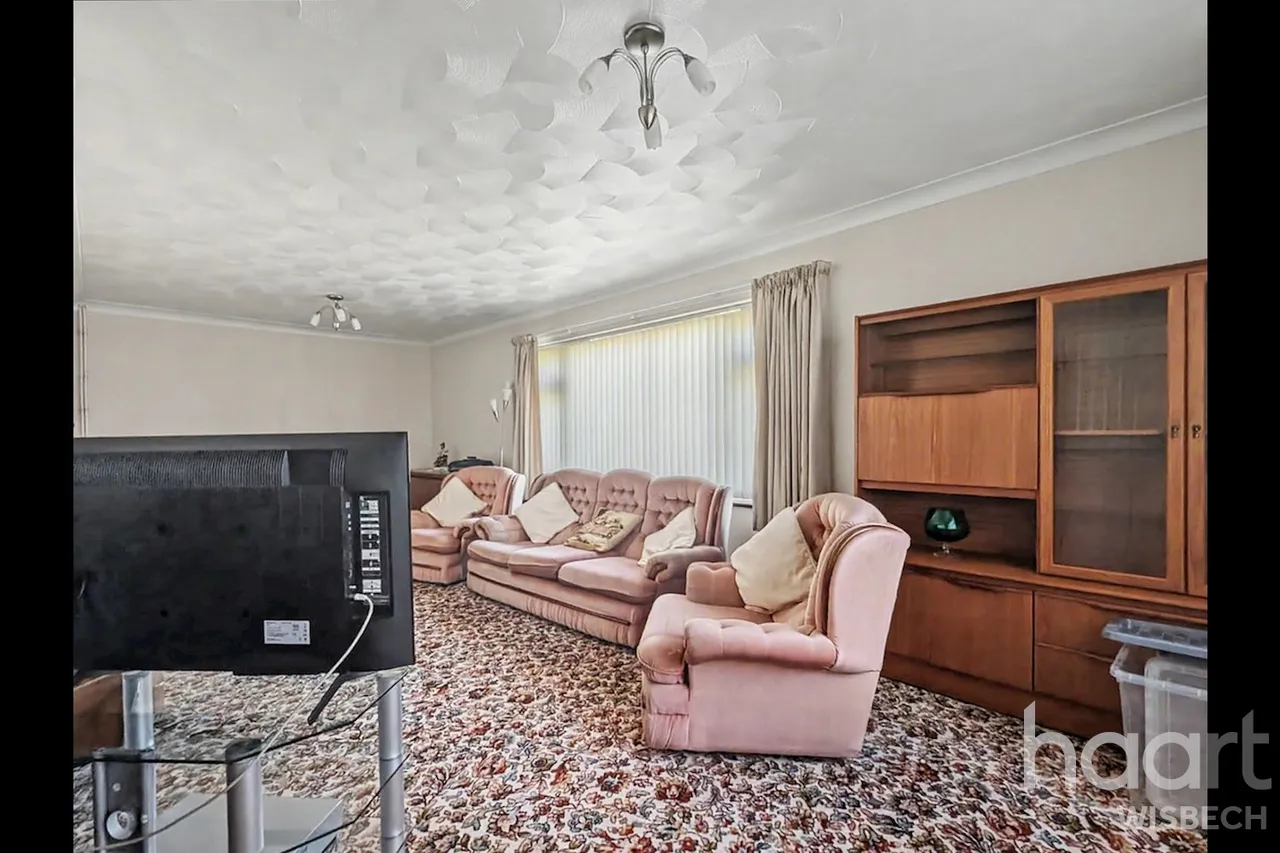 Arles Avenue, Wisbech, PE13, photo 8