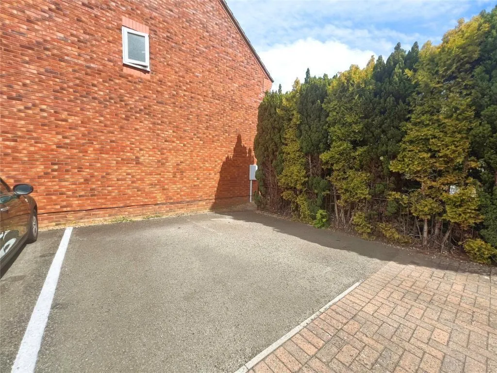 Weilerswist Drive, Whitnash, CV31, photo 12
