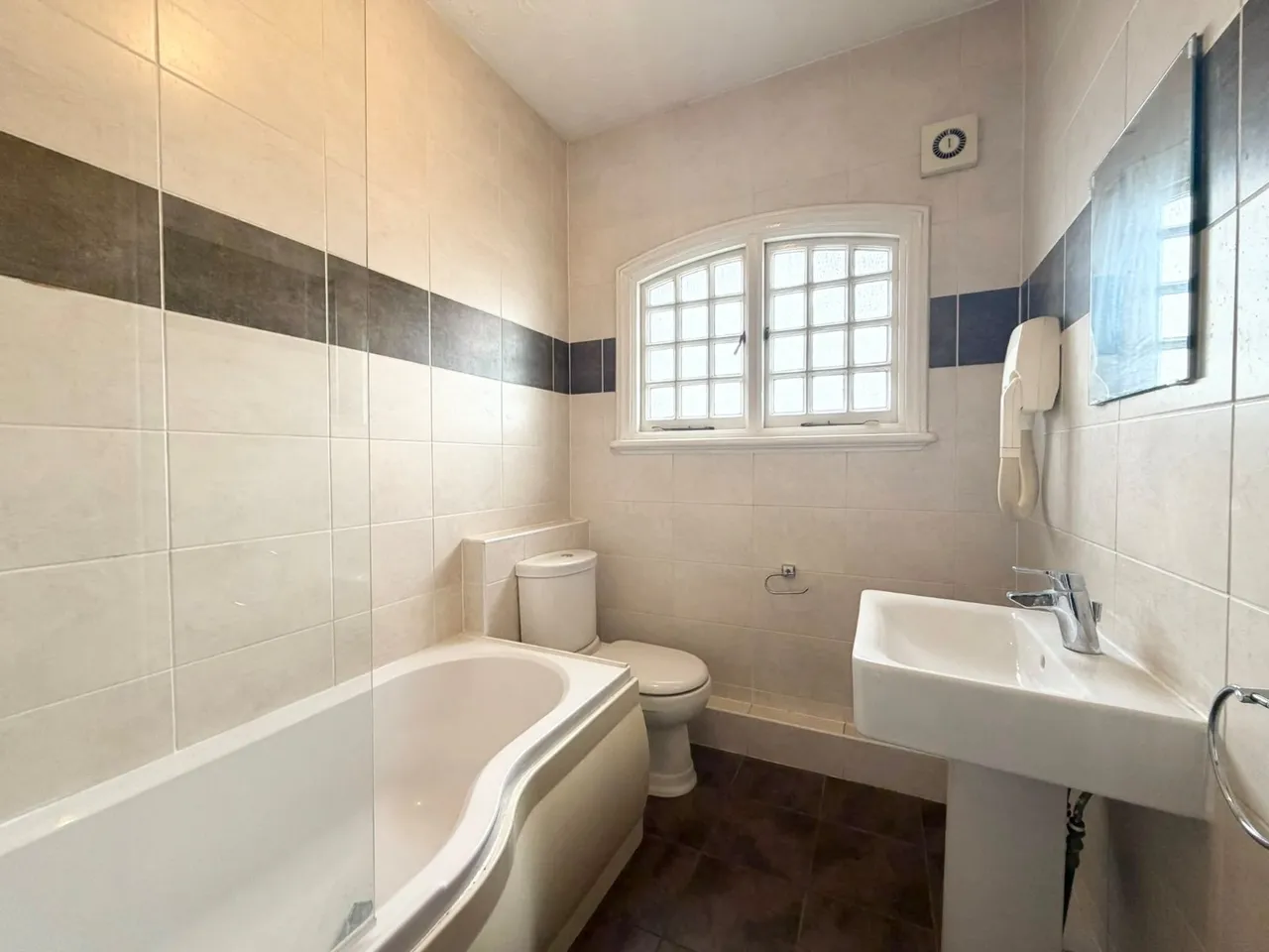 Grange Street, Burton-on-Trent, DE14, photo 3