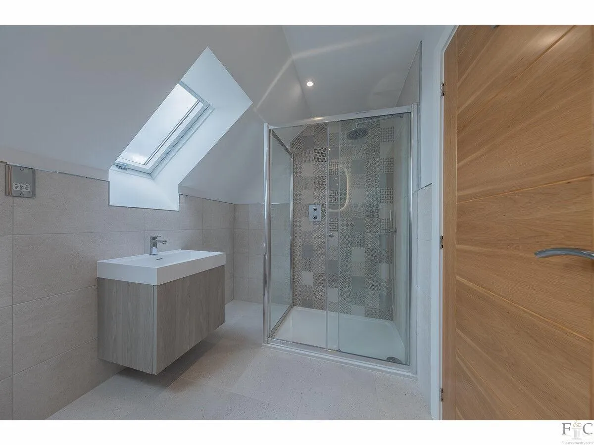 Cleves Gardens, Leicester, LE2, photo 36