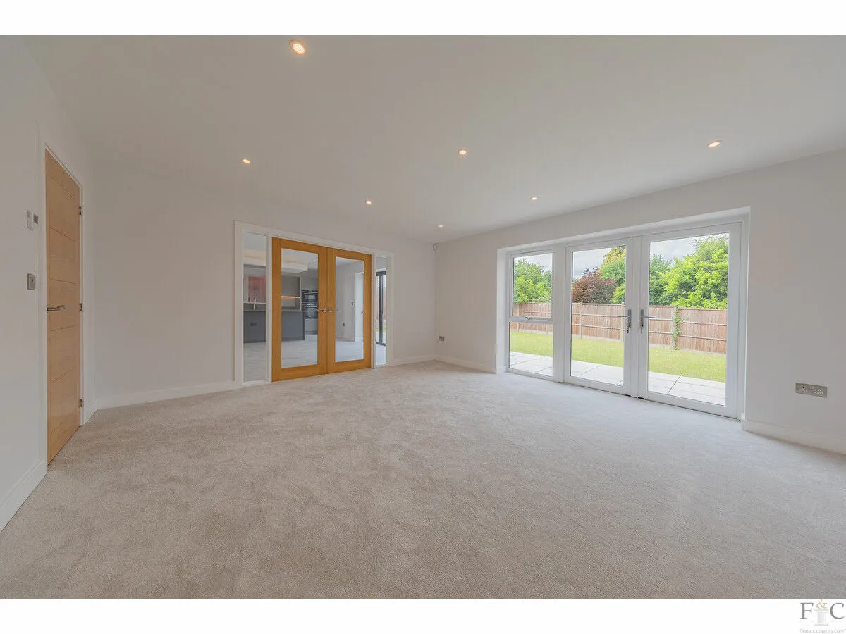 Cleves Gardens, Leicester, LE2, photo 10