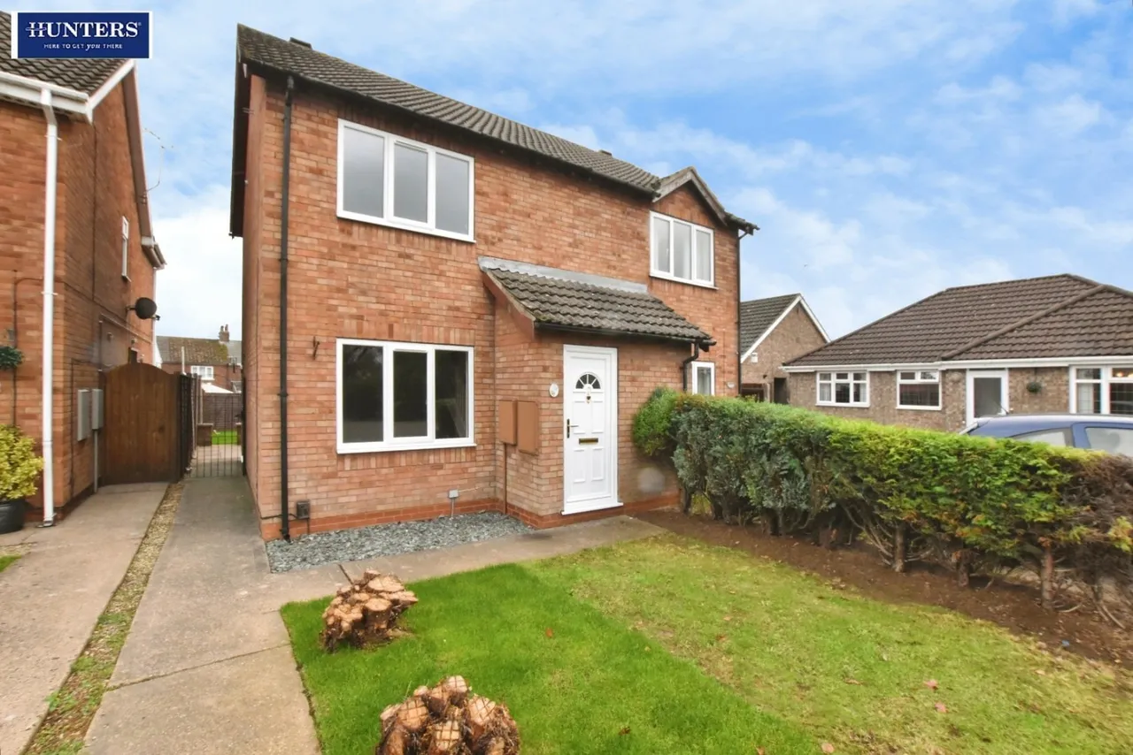 2 bed house to rent, Magdalen Close, Scunthorpe, DN16