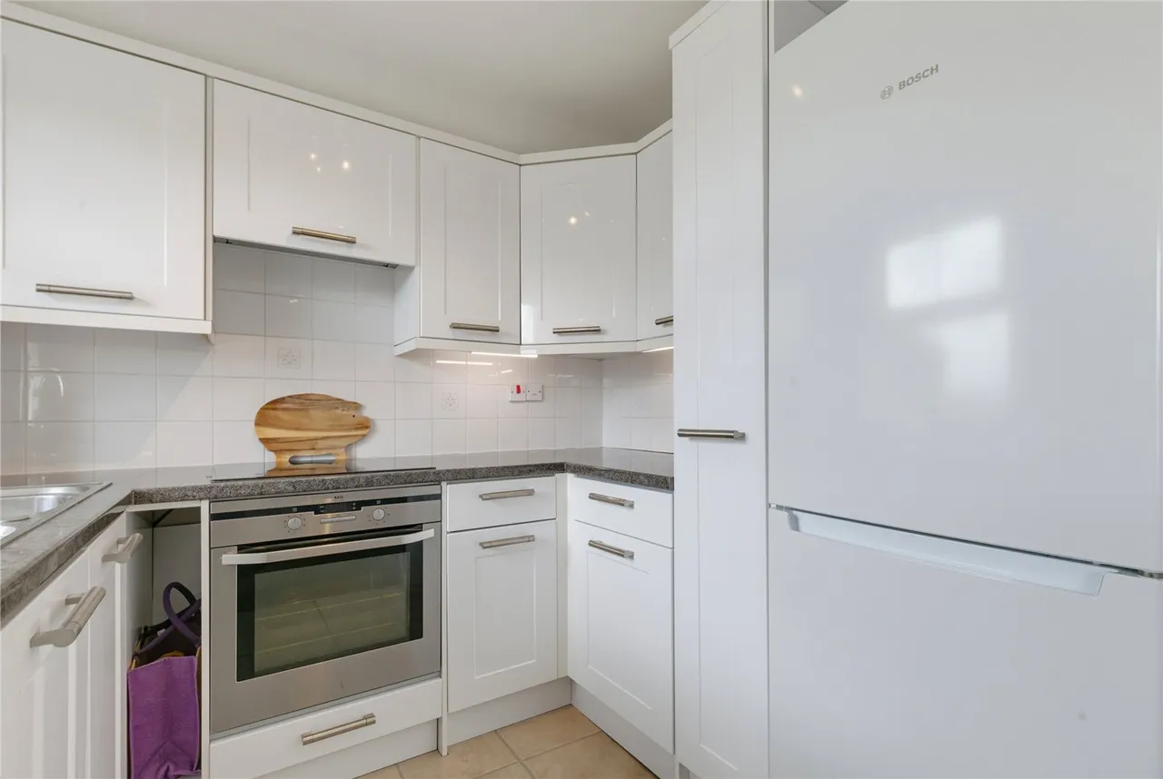 Shire Place, London, SW18, photo 5