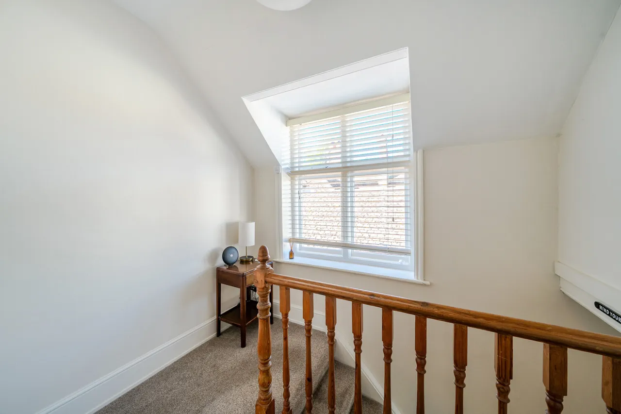 Long Garden Walk, Farnham, GU9, photo 10
