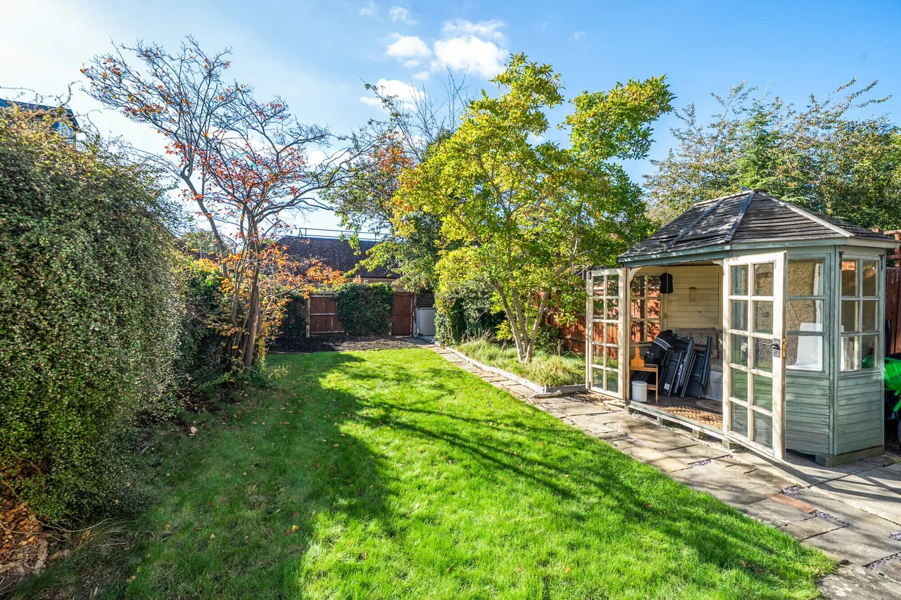 Long Garden Walk, Farnham, GU9, photo 13