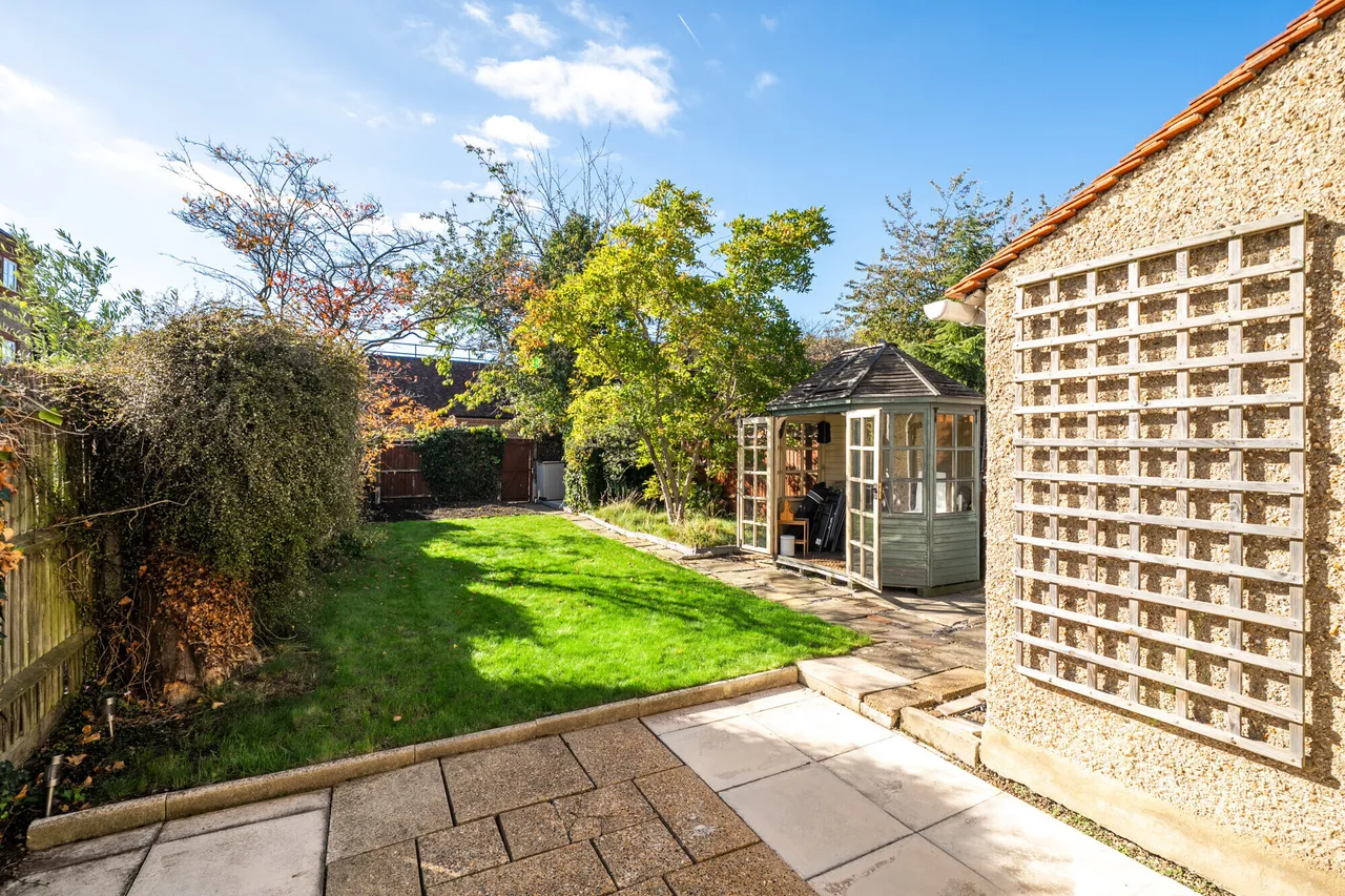 Long Garden Walk, Farnham, GU9, photo 8