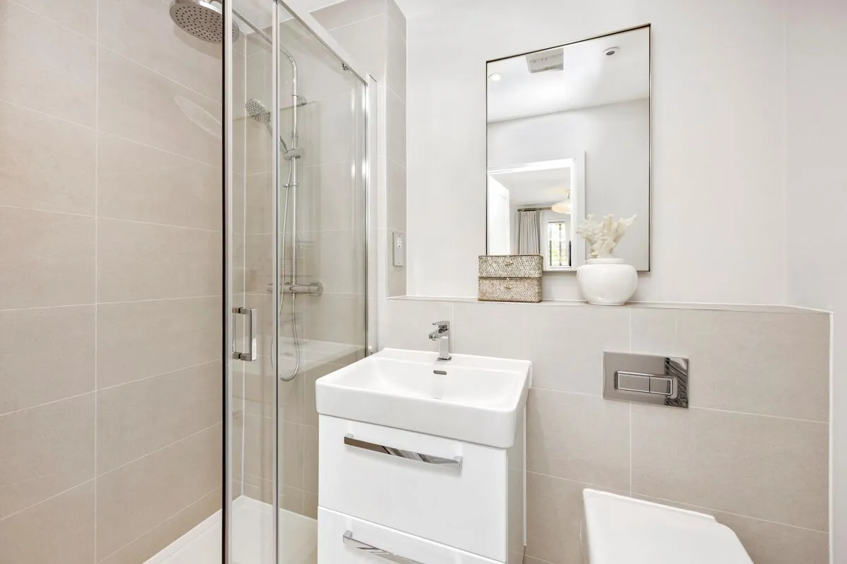 Brooklands Grove, Weybridge, KT13, photo 15