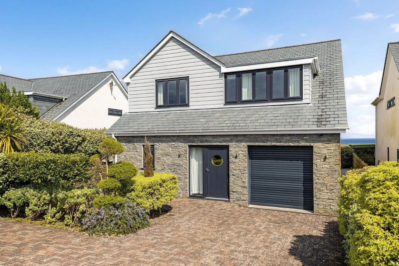 School Hill, Mevagissey, St. Austell, Cornwall, PL26 6TH, photo 12