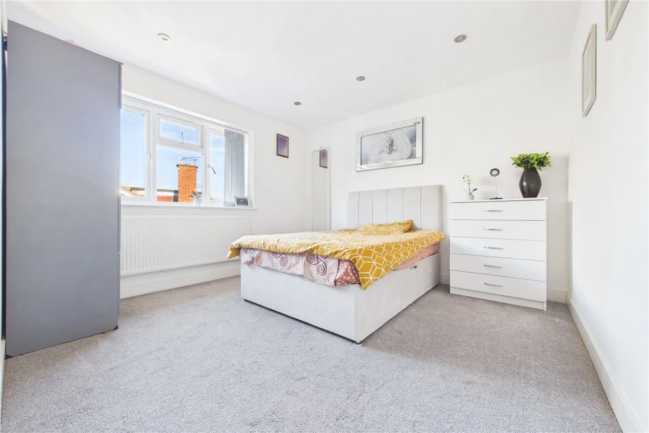 Old Bath Road, Calcot, RG31, photo 5