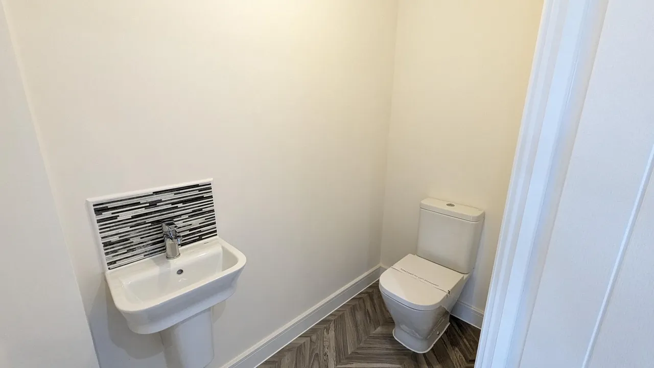 Daisy Court, Ruddington, NG11, photo 17