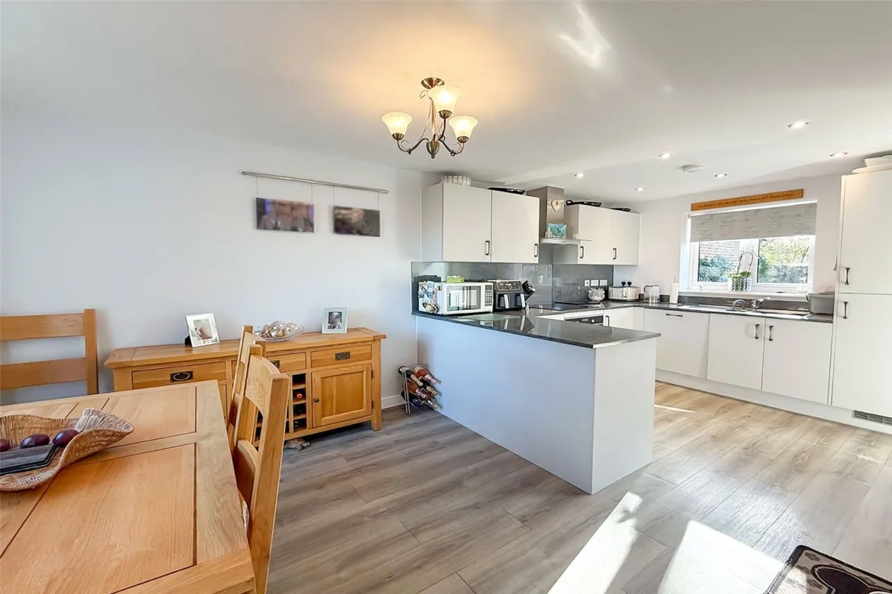 Littlehampton, BN17, photo 2