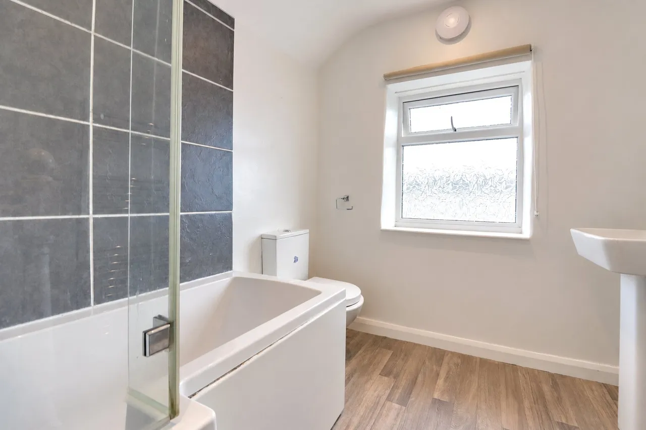 Geneva Place, Bideford, EX39, photo 9