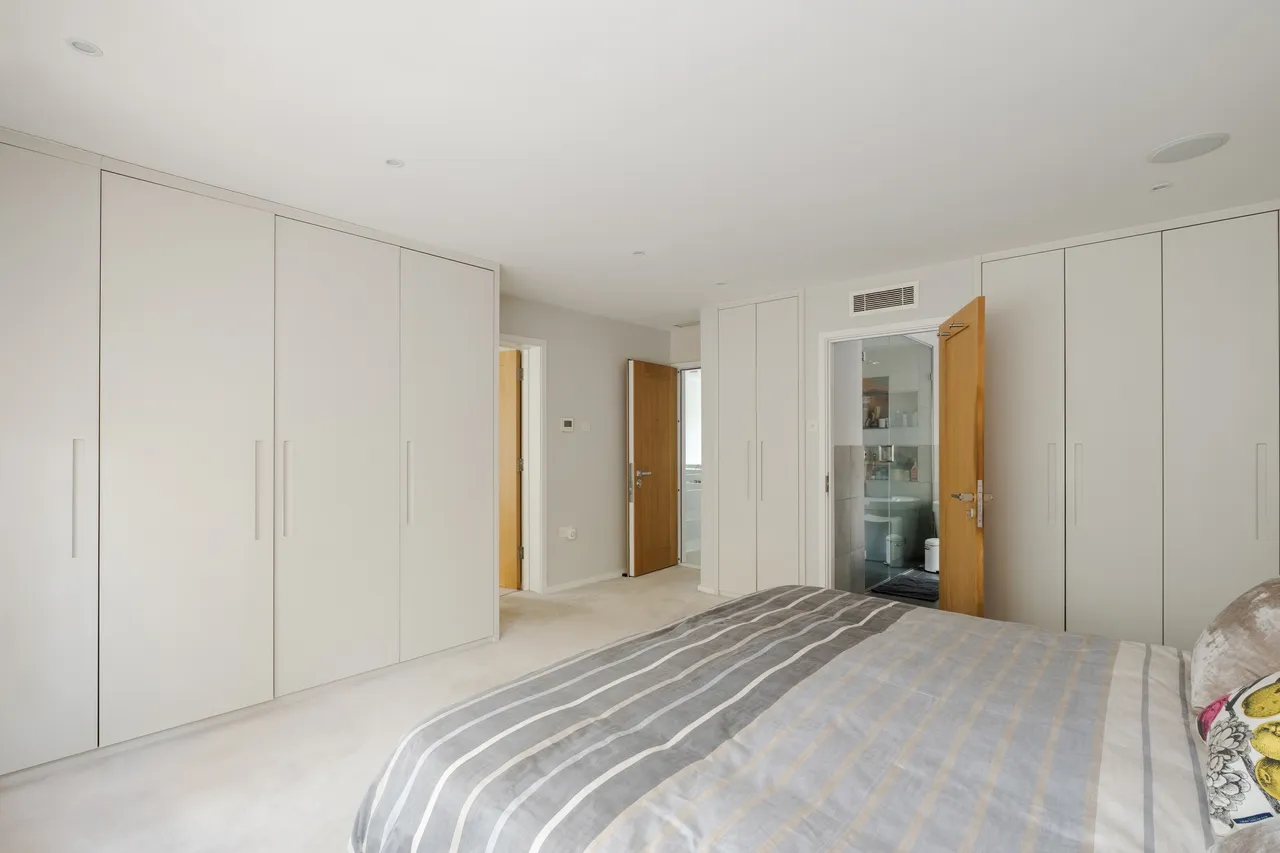 16A The Bishops Avenue, London, N2, photo 11