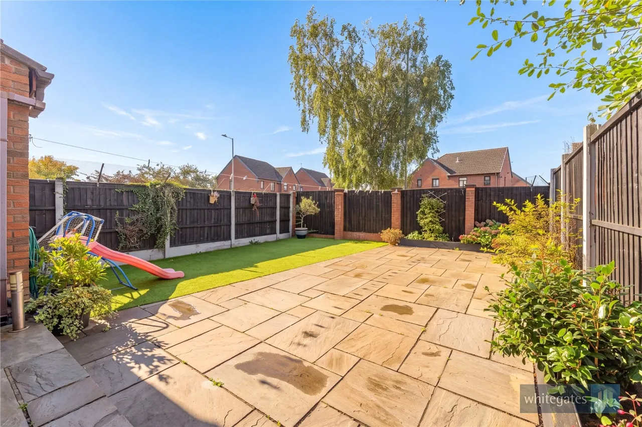 Hatfield Close, Liverpool, L12, photo 20