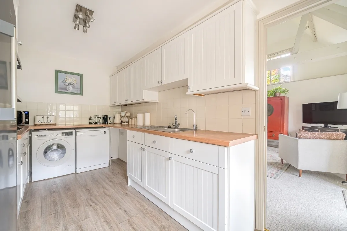 Mill Lane, Marlborough, SN8, photo 4