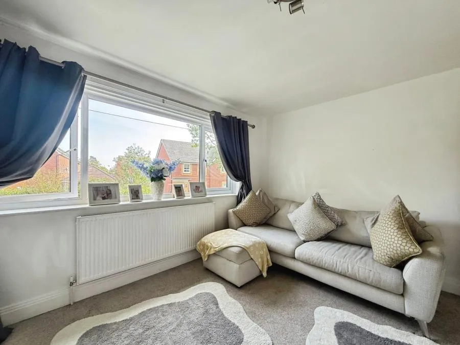 Cricket Field Grove, Crowthorne, RG45, photo 11