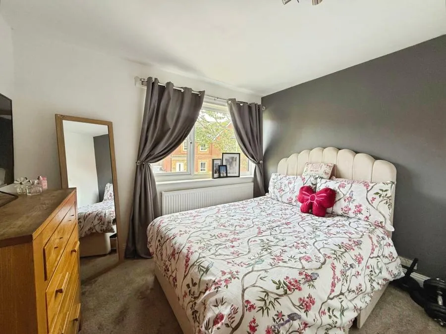 Cricket Field Grove, Crowthorne, RG45, photo 7