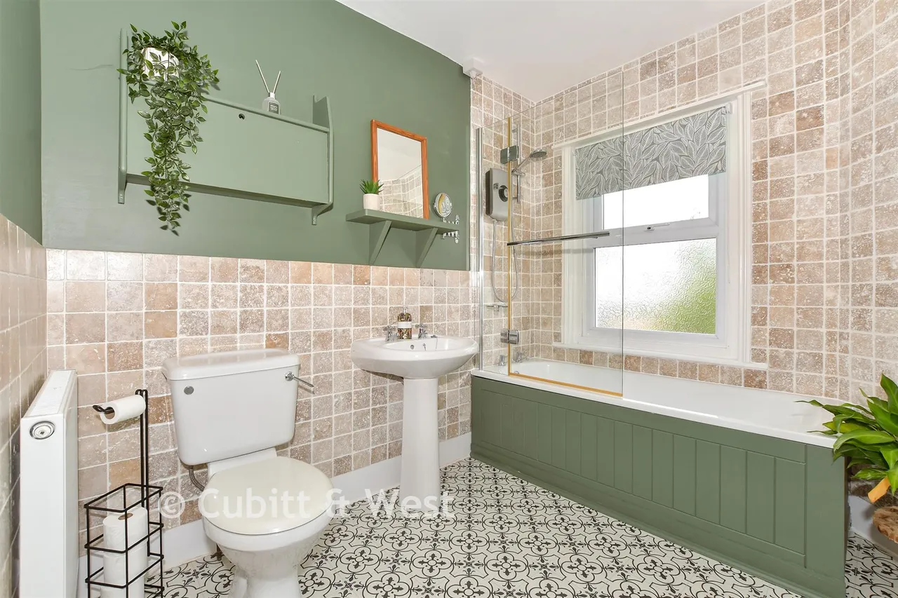 Ashdown Road, Worthing, BN11, photo 20