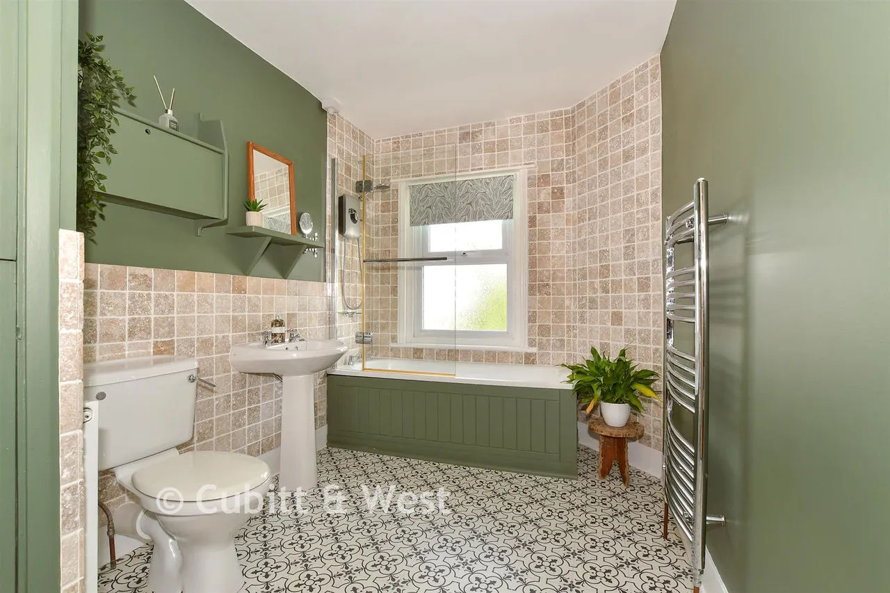 Ashdown Road, Worthing, BN11, photo 16