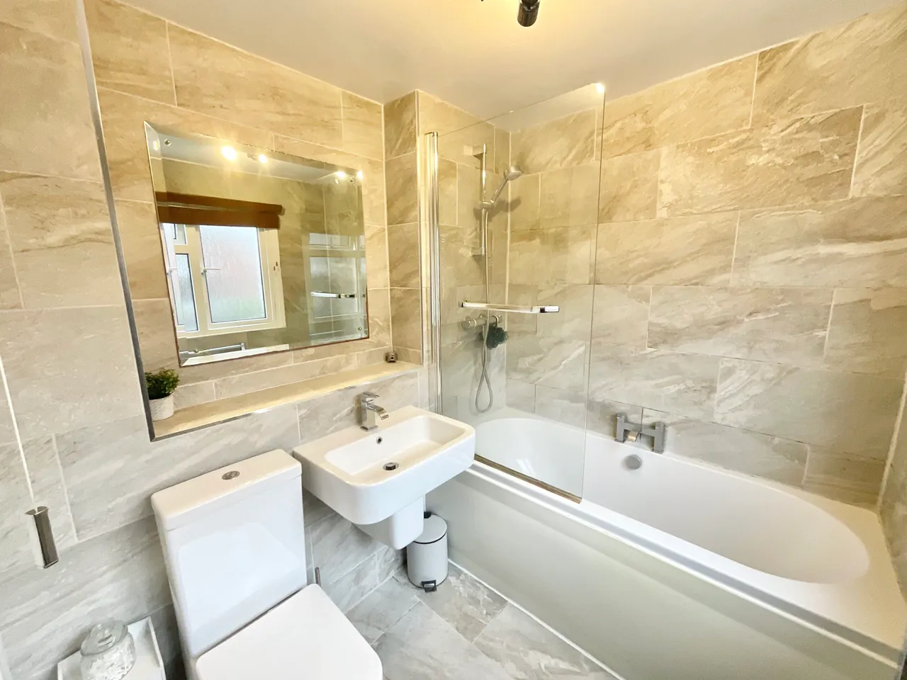 Woburn Close, Stoke-On-Trent, ST4, photo 6