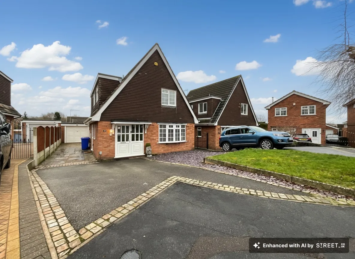 3 bed house for sale, Woburn Close, Stoke-On-Trent, ST4