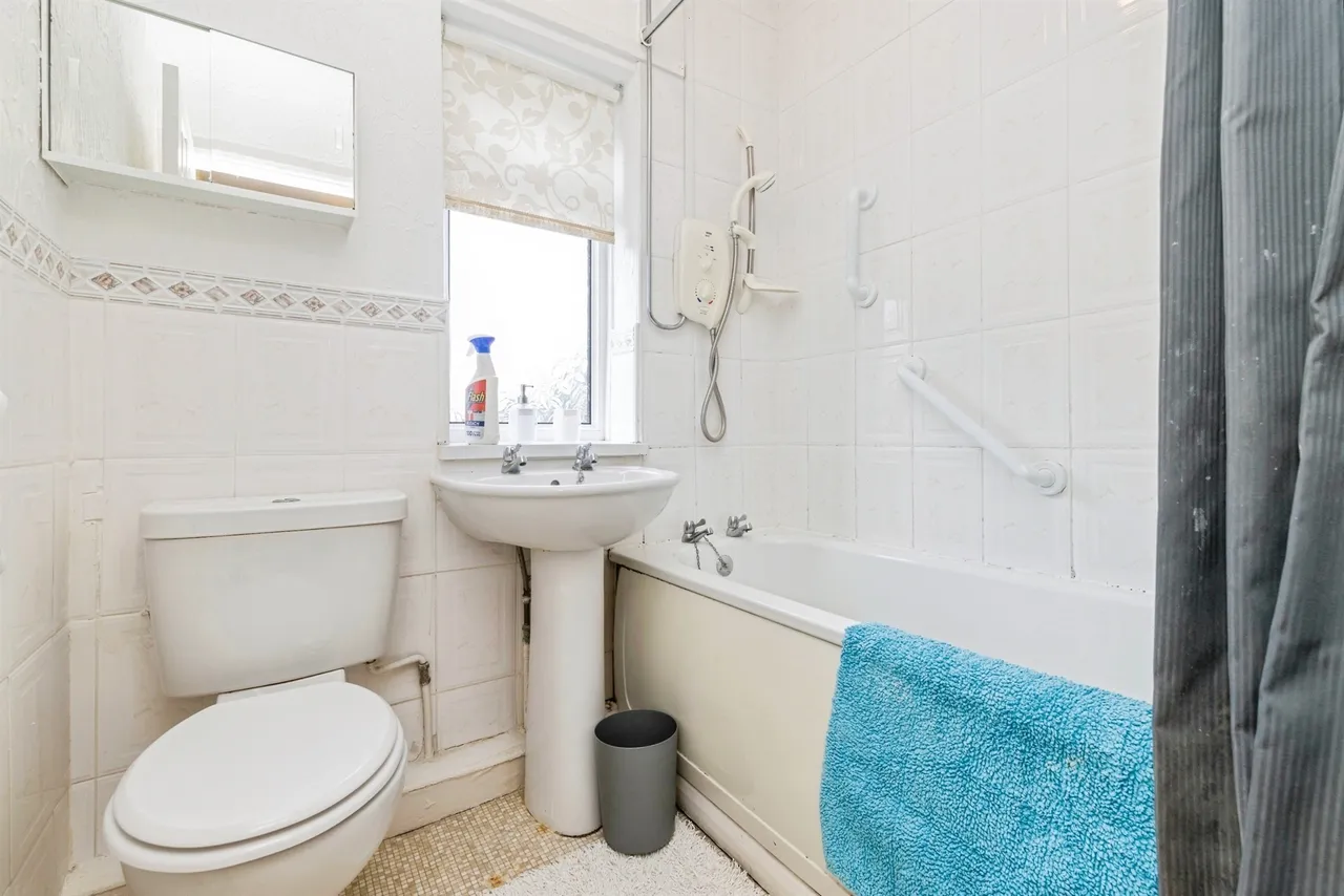 Surrey Terrace, Billingham, photo 12