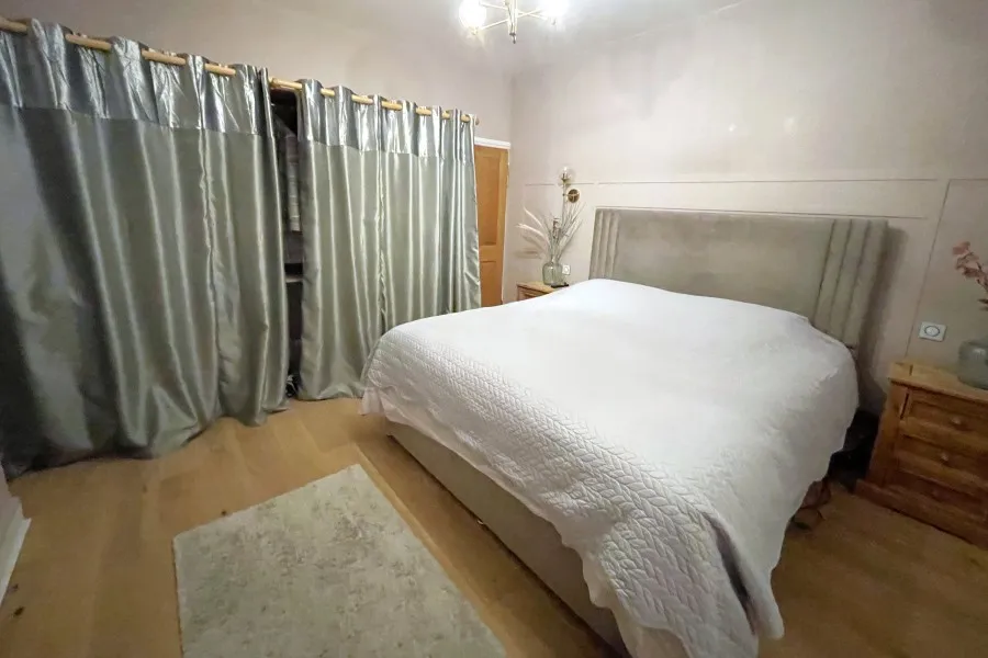Alexandra Road, Addlestone, KT15, photo 8