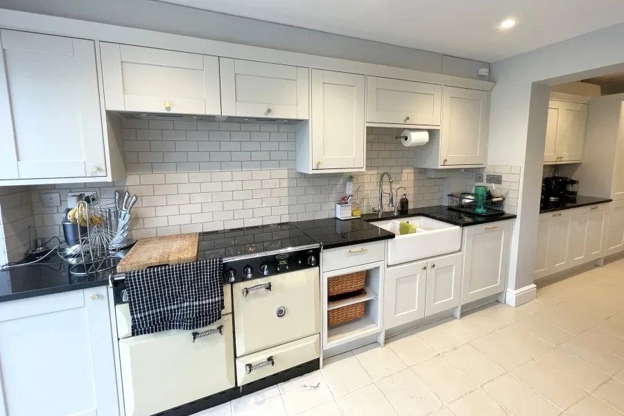 Alexandra Road, Addlestone, KT15, photo 3