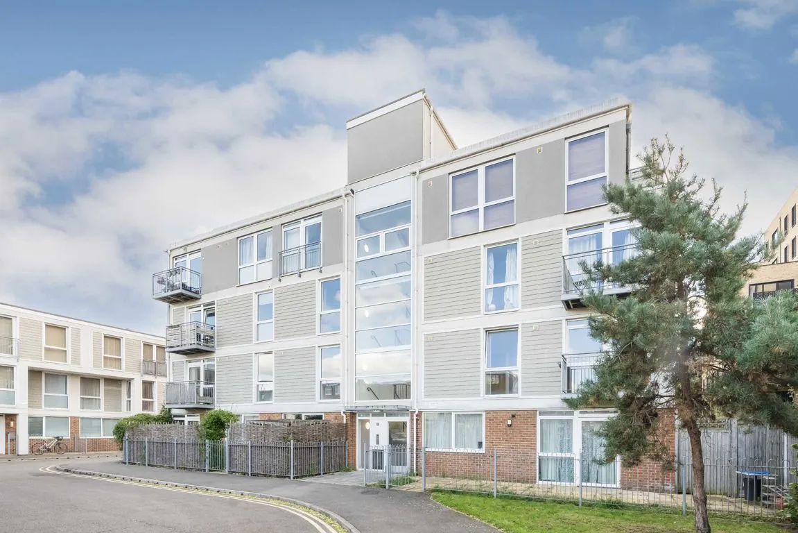 1 bed property for sale, Brownell Place, W7