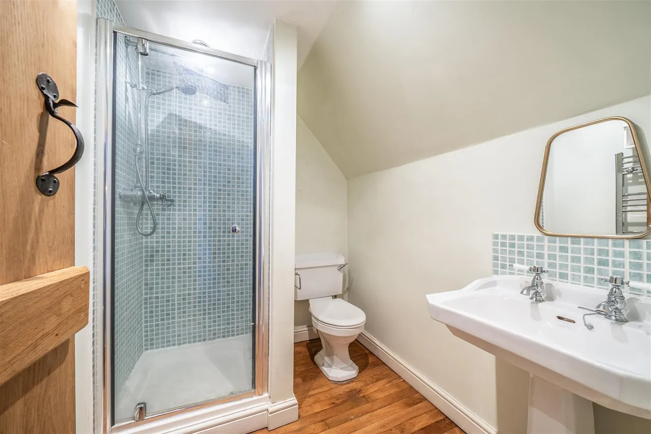 Old Road, Studley, SN11, photo 13