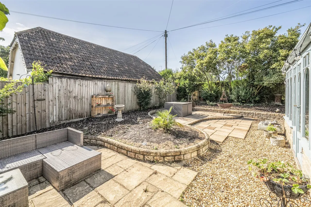 Old Road, Studley, SN11, photo 20