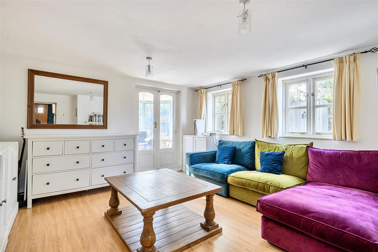 Old Road, Studley, SN11, photo 7
