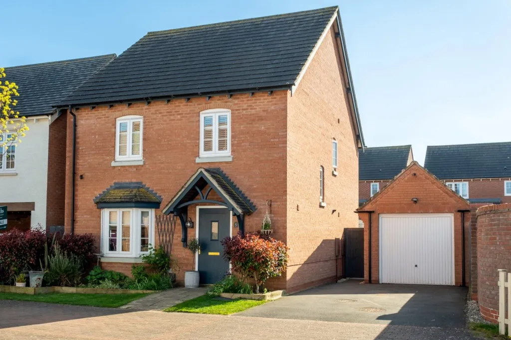 4 bed house for sale, Quince Close, East Leake, LE12
