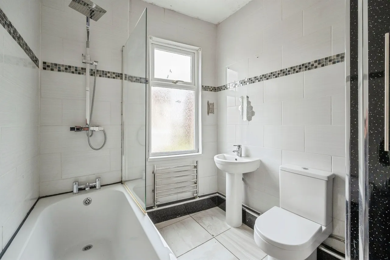Cromwell Road, Mexborough, photo 12
