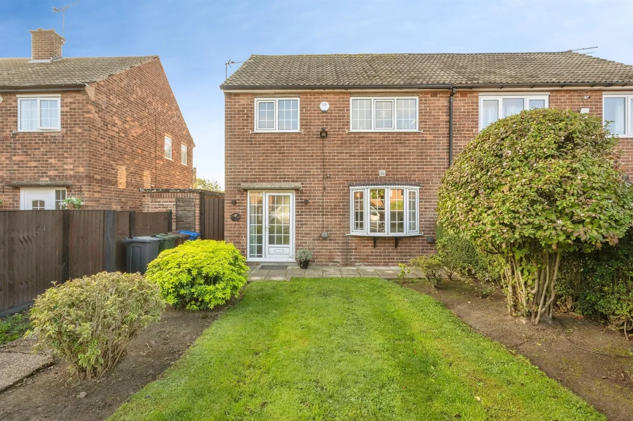 Nicholas Lane, Goldthorpe, S63, photo 15