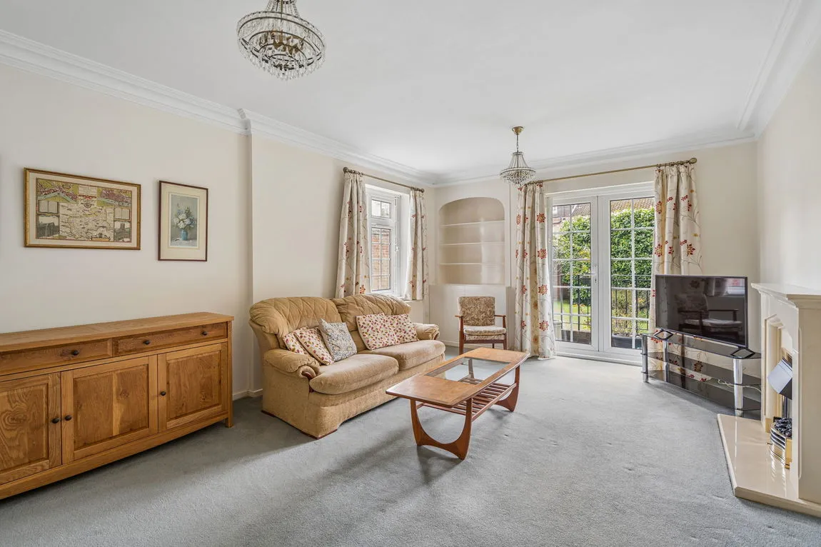 Georgian Lodge, Pinner, HA5, photo 2