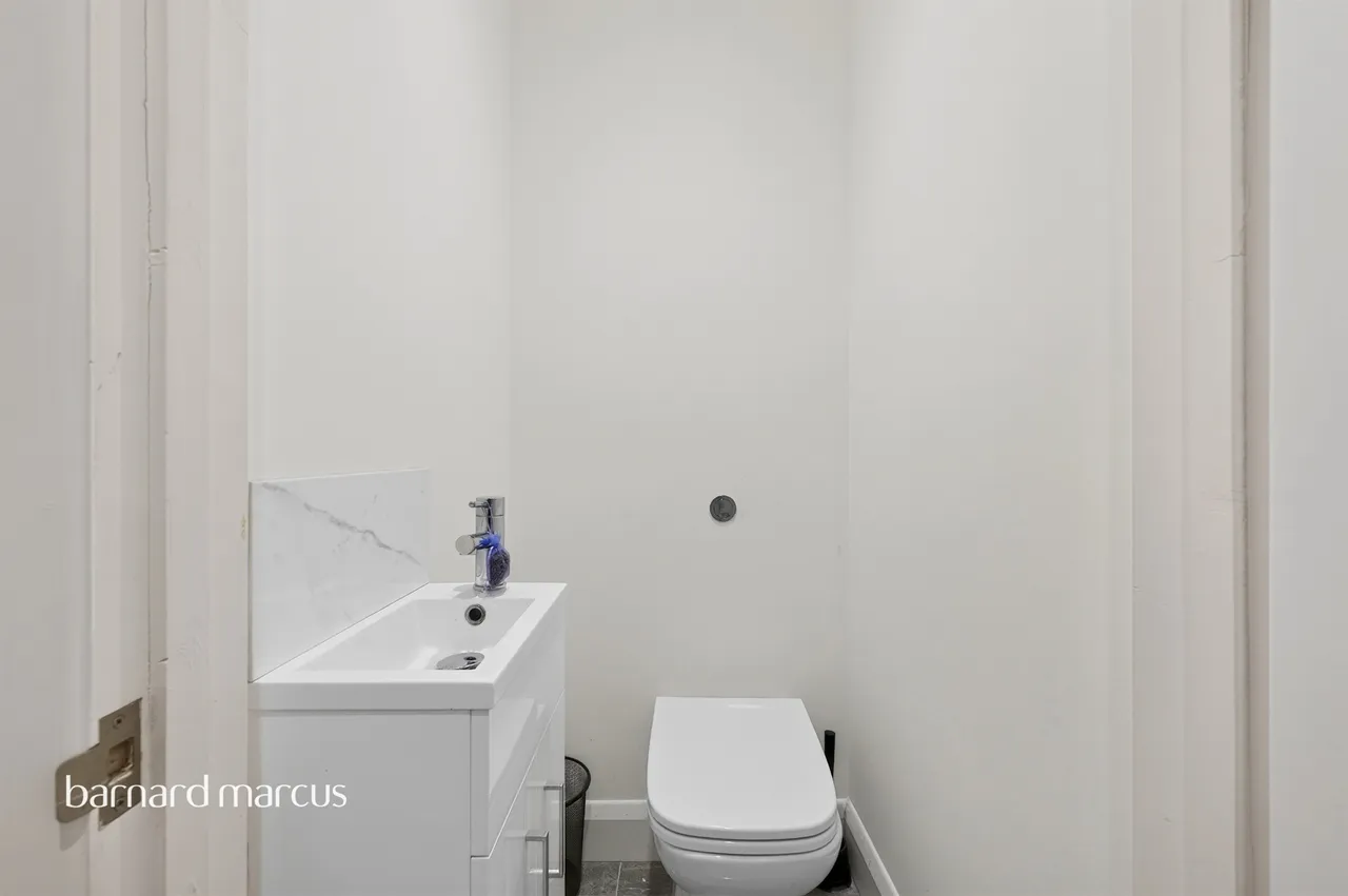 Ewell Road, Surbiton, KT6, photo 11