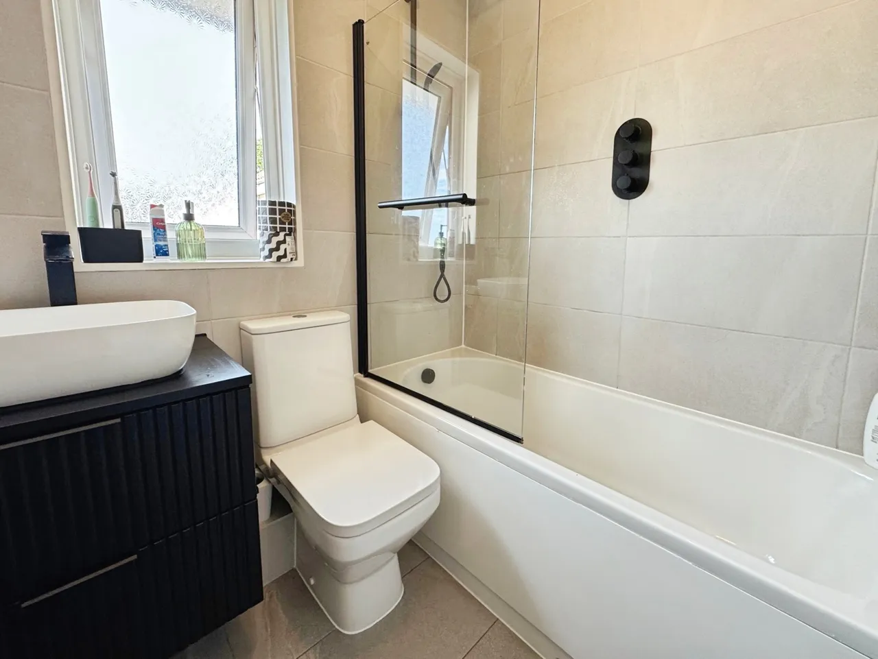 Murrell Road, Ash, GU12, photo 4