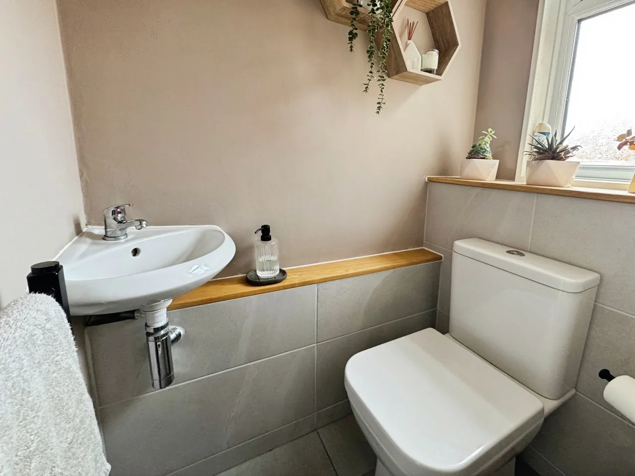 Murrell Road, Ash, GU12, photo 11