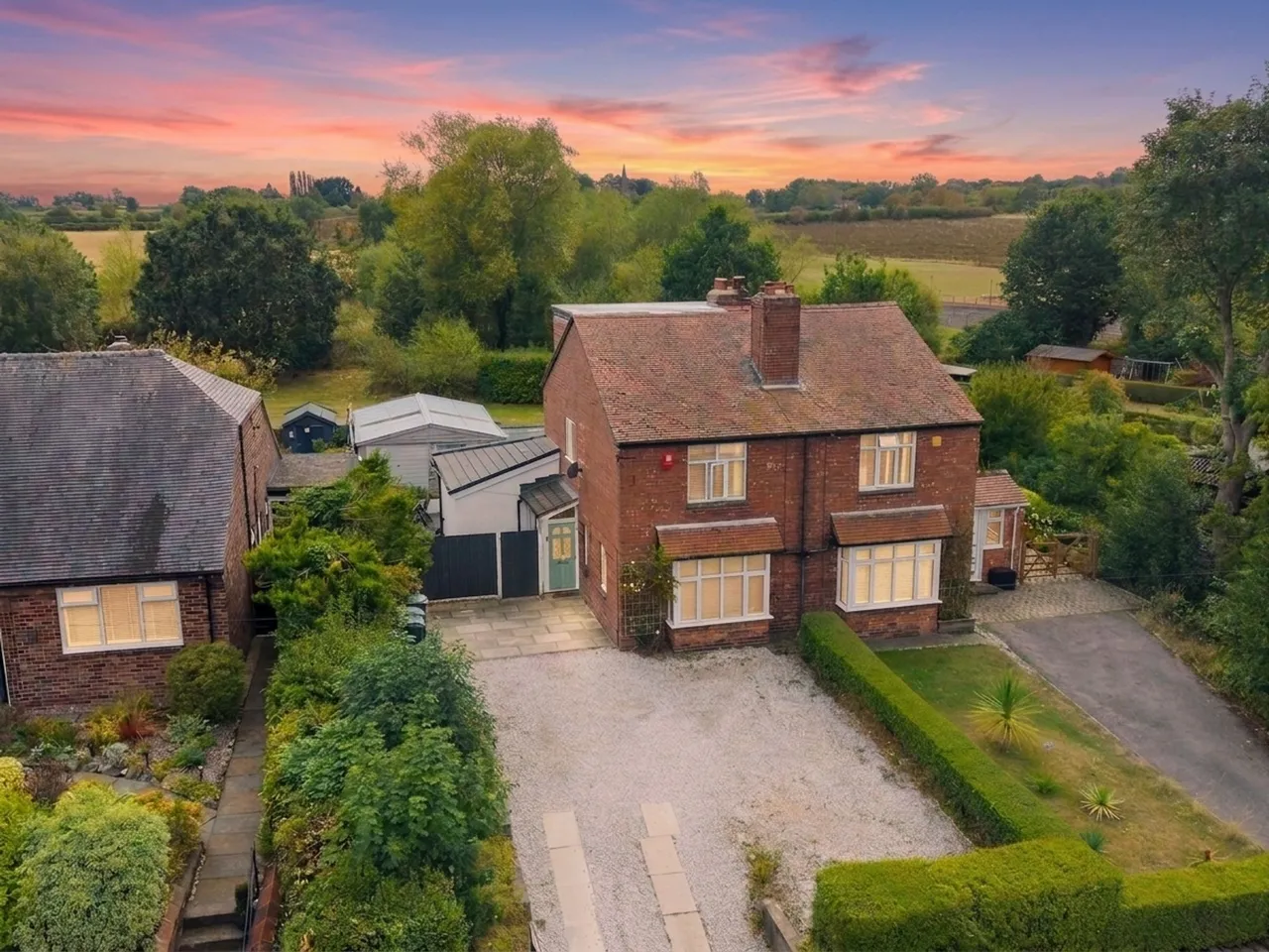 4 bed house for sale, Wigan Road, Westhead, L40