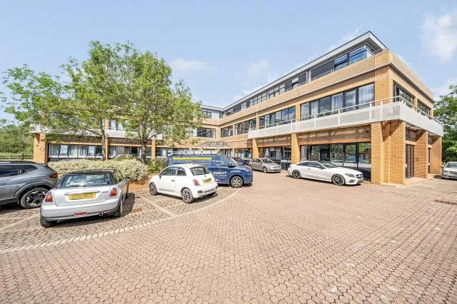 Overbridge Square, Newbury, RG14, photo 18