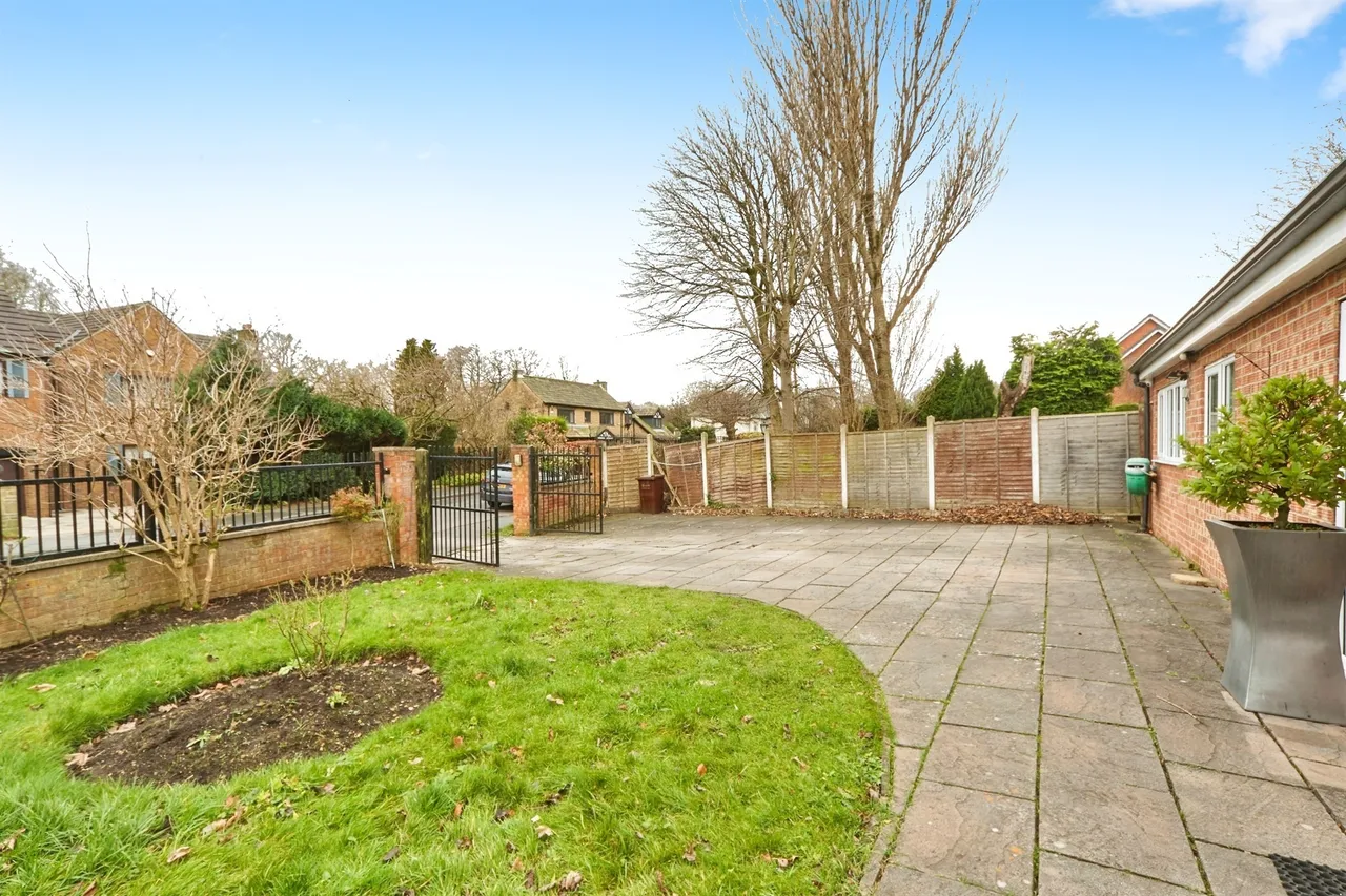 Rockwood Road, Calverley, LS28, photo 8
