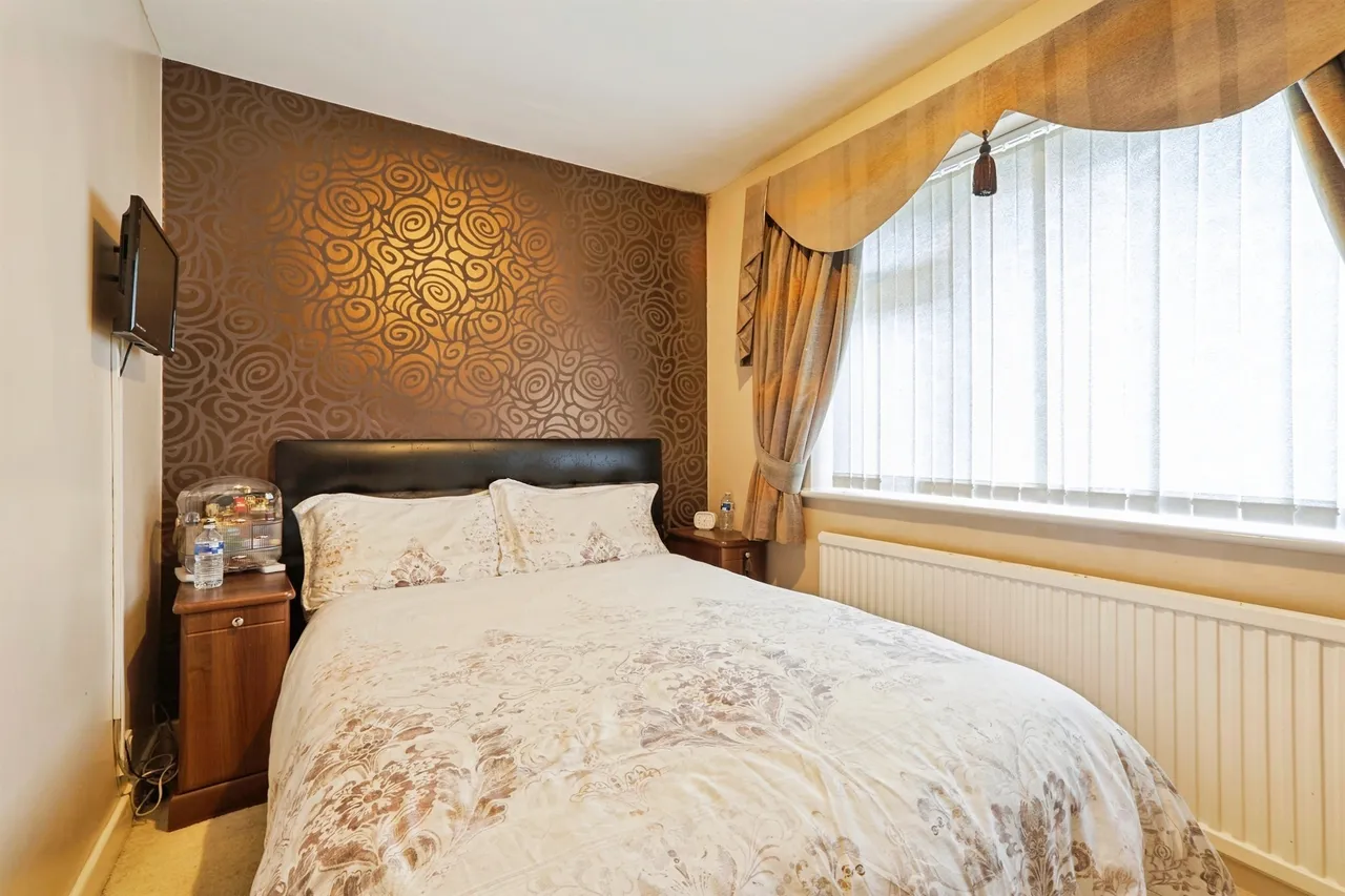 Rockwood Road, Calverley, LS28, photo 12